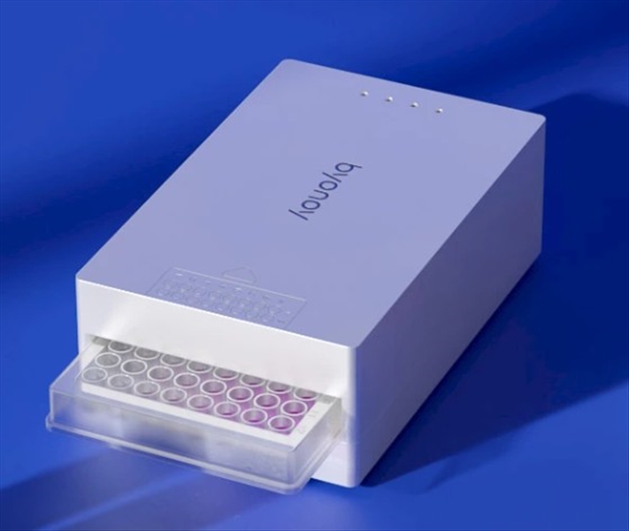 photo LETTORE ELISA MICROPLATE ABS 96 1
